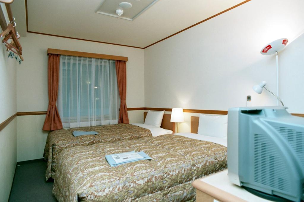 Toyoko Inn Yokohama Minatomirai-Sen Nihon-Odori Ekimae ห้อง รูปภาพ